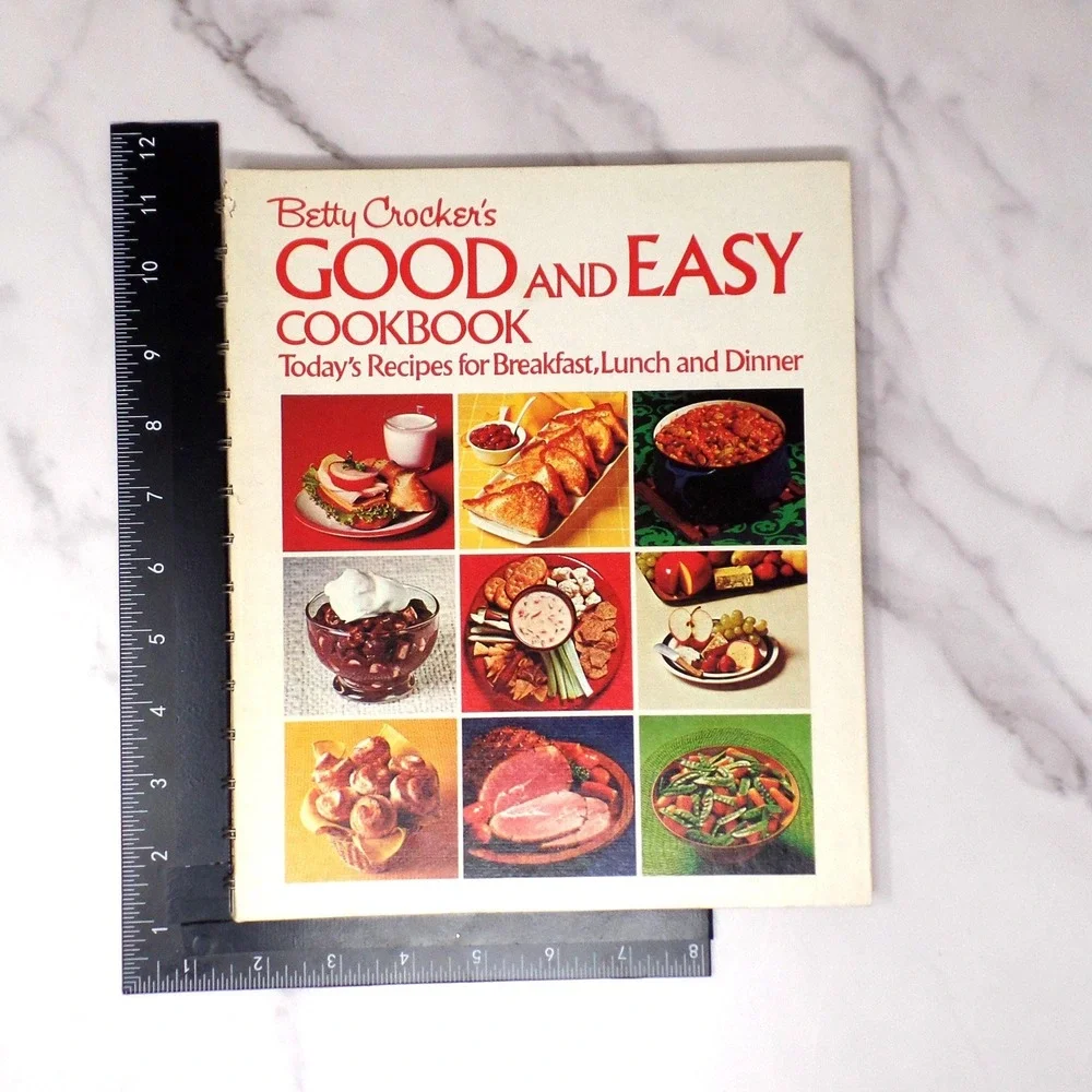 Vintage Betty Crocker's Good and Easy Cookbook (1973)